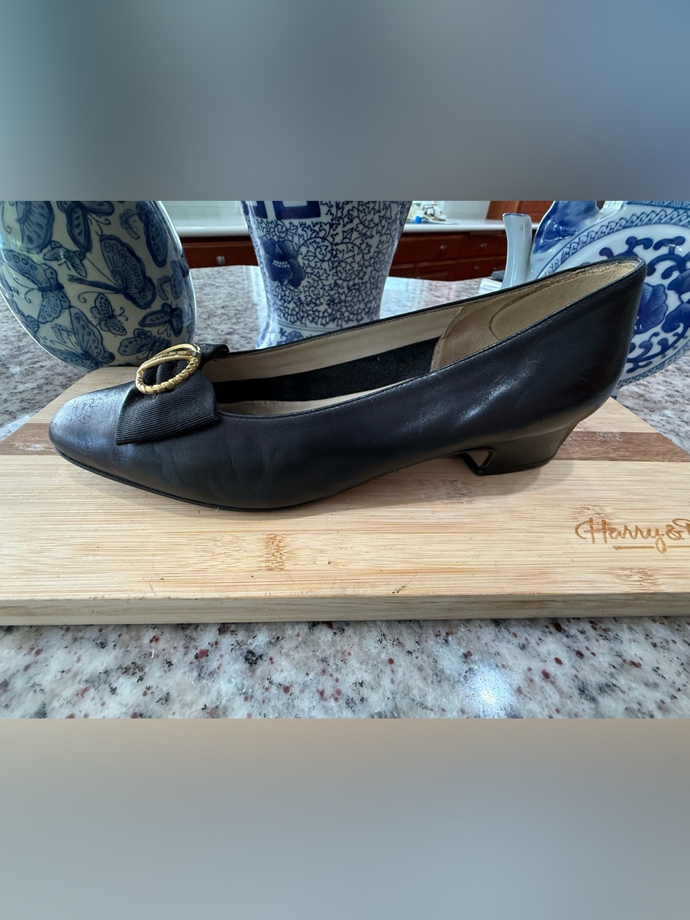 Bally Black Leather Pumps with Bow and Gold-Tone Buckle - Picture 4 of 8